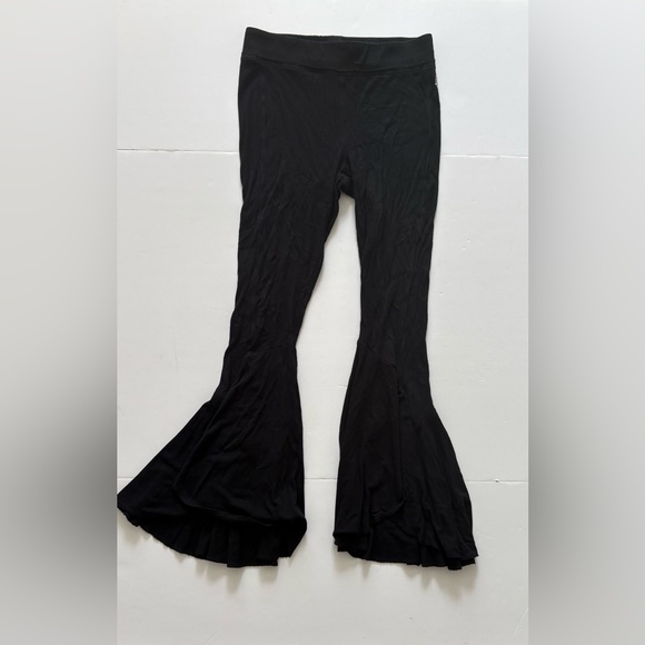 Free People Movement Low & Flow Black Flare Pants Medium - Picture 4 of 5